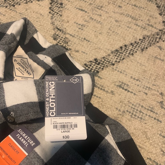 Men’s long sleeve button up flannel shirt bundle - Picture 9 of 9